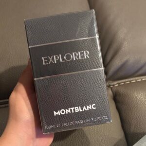 Montblanc Explorer Eau de Parfum - Black and Silver